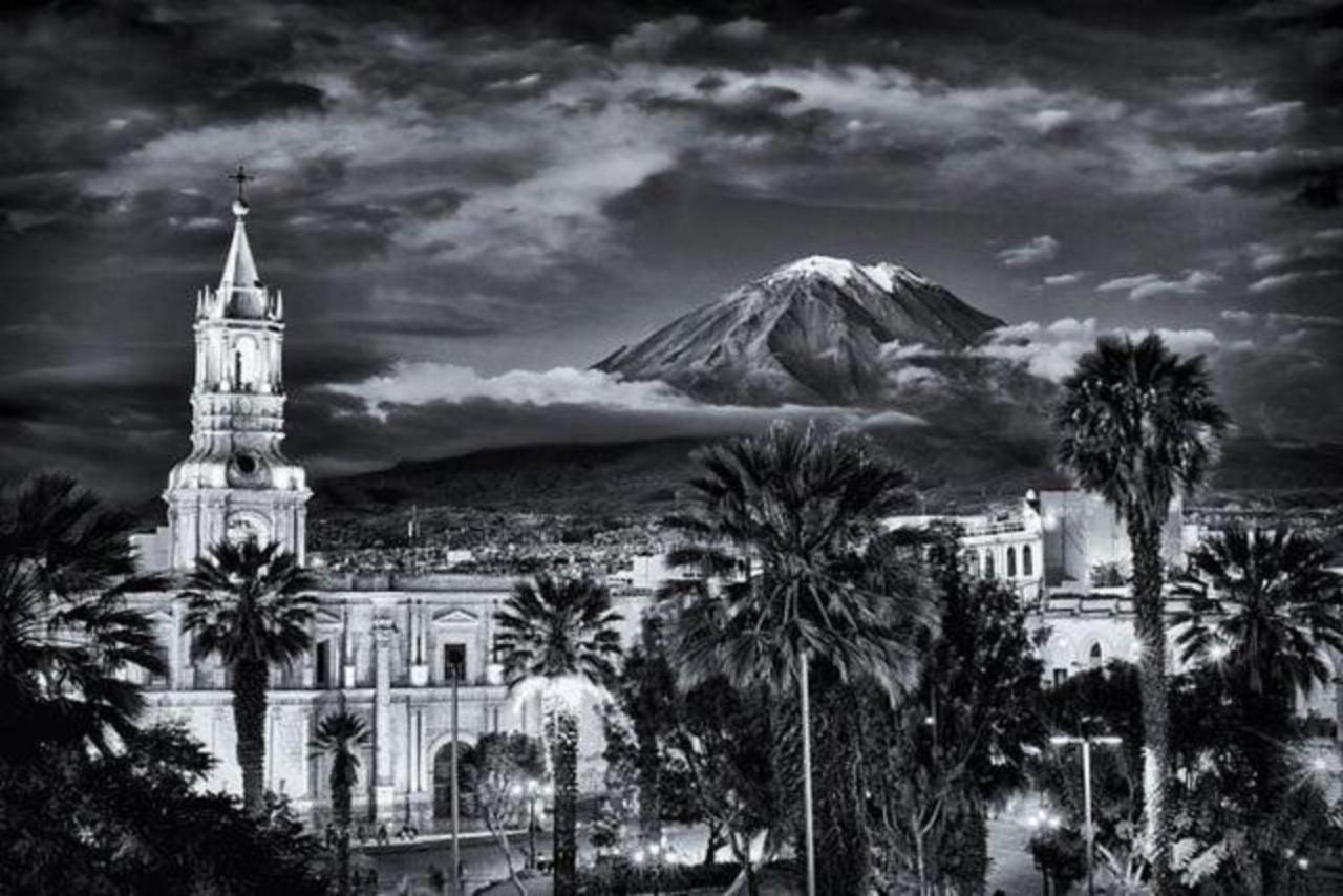 Katari Hotel At Plaza De Armas Arequipa Kültér fotó