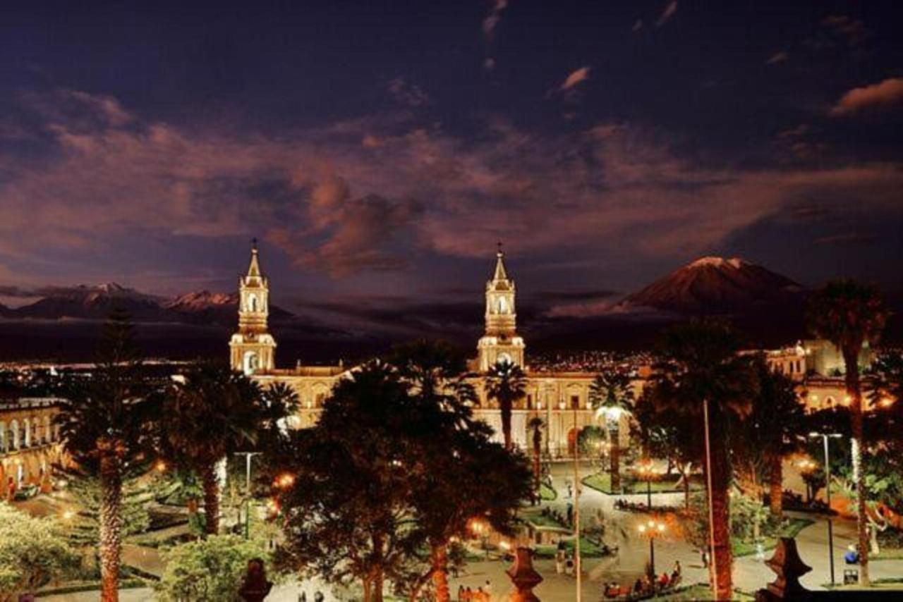 Katari Hotel At Plaza De Armas Arequipa Kültér fotó