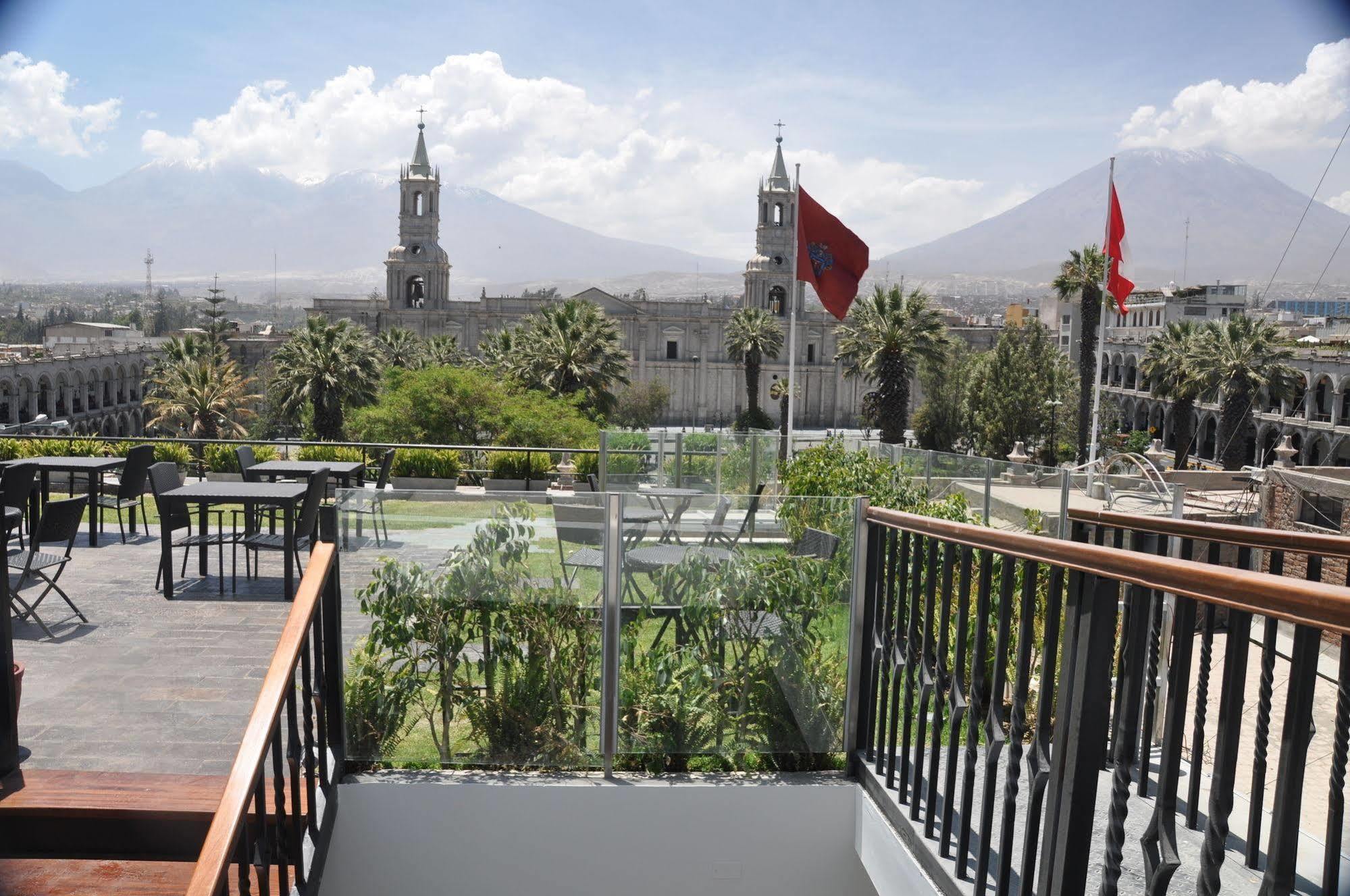 Katari Hotel At Plaza De Armas Arequipa Kültér fotó