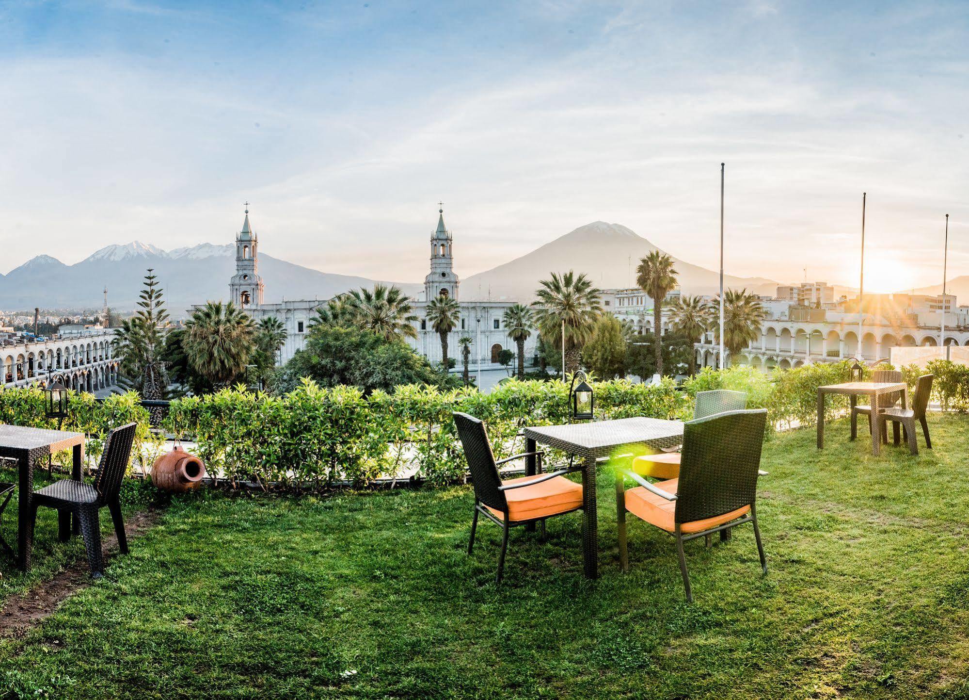 Katari Hotel At Plaza De Armas Arequipa Kültér fotó